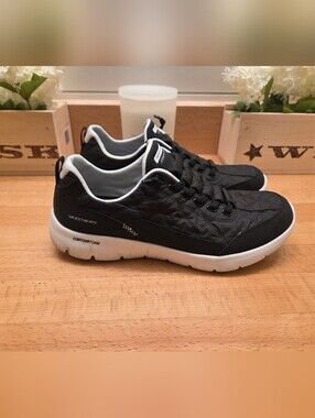 Skechers Women's Summits Contour Foam - Cozy Fit Black/White Size 8